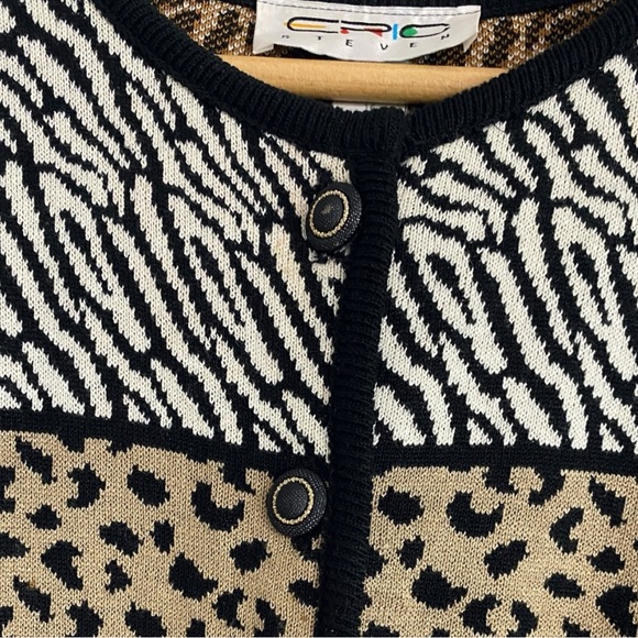 VINTAGE | Eric Steven | Animal Print Long Ribbed Sleeve Cardigan Sweater Jacket - Picture 2 of 7